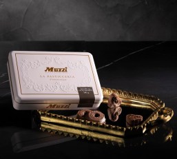 Muzzi kakaós süteményválogatás 160g fémdobozban