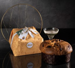 Muzzi "Pico Maccario" Moscato d'Asti panettone 1kg